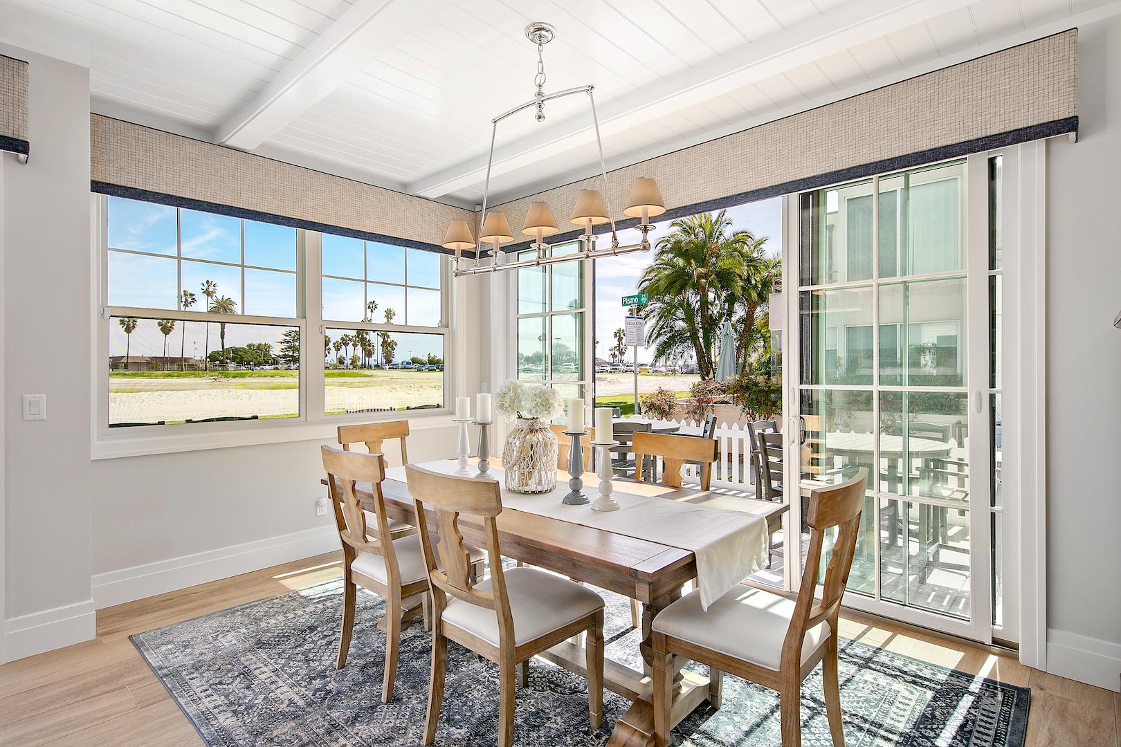 Living Room in our Mission Beach Vacation Rentals